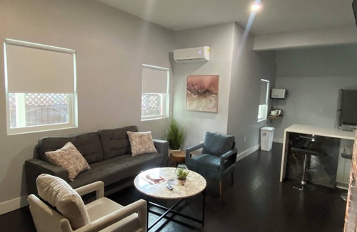 Sanford Apartment | The Front Porch