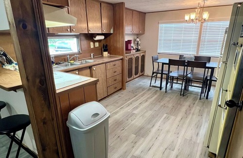 Crooked Lake Park House | The Happy Hideaway