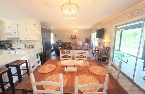 Abbeville House | The Happy Place - A flat lot without any steps to the dock!