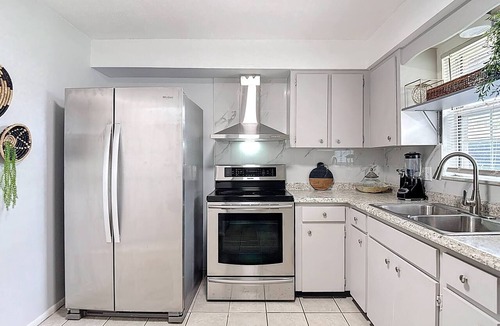 St. Petersburg - Clearwater Apartment | The Jefferson 220 - St Pete (New)