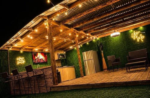Fairvilla House | The Luxe Terrace w/Jacuzzi
