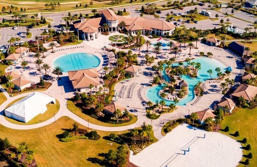 Davenport House | The Magic Mansion 6BR Resort Pool Home Near Disney
