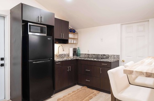 Meadows Apartment | The Margaret Suite