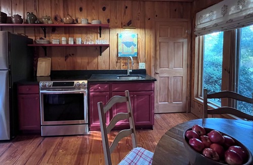 Springfield Cabin | The Mill House - a charming 2-bedroom guest house on 1200 acre tree farm estate