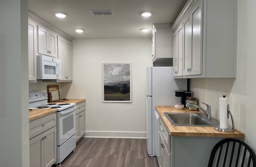 Douglas House | The Mockingbird-Covered Parking, Quiet Street