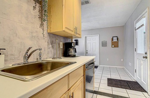 Sarasota House | The Natural Retreat near to Siesta Key & Downtown Sarasota