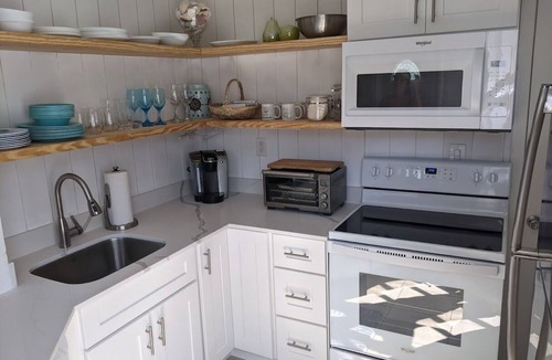 Islamorada Villa | The Nest Villa & Marina with boat ramp, sun terrace, water views. Pet friendly!