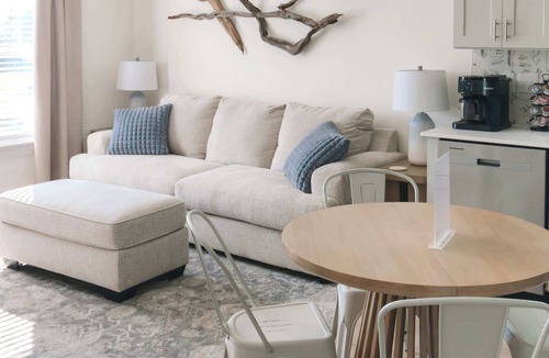 Southeast Pensacola Apartment | The Nesting Cottage Downtown Pensacola