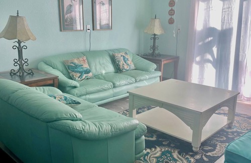 Hudson House | THE OTTER POD; a rare Canal Waterfront Gulf access Home,