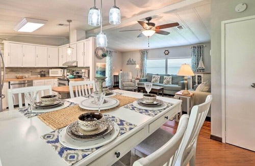 New Port Richey House | The Pelican House River Oasis