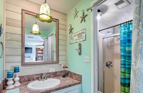 New Port Richey House | The Pelican House River Oasis