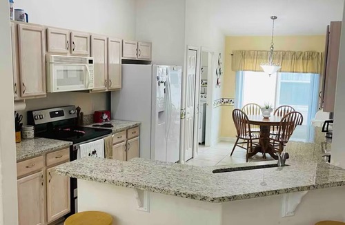 Cumbrian Lakes House | The perfect family vacation pool home close to all theme parks!