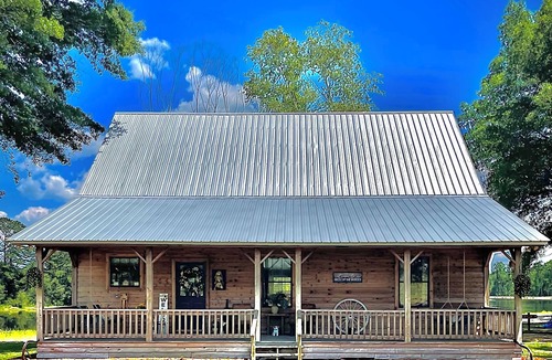 Tattnall County Cabin | The Pond House on Rock Hill Farm