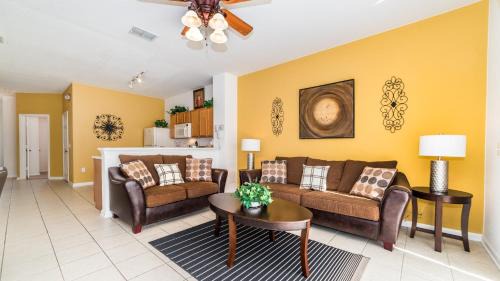 Bay Lake House | The Pool Shack