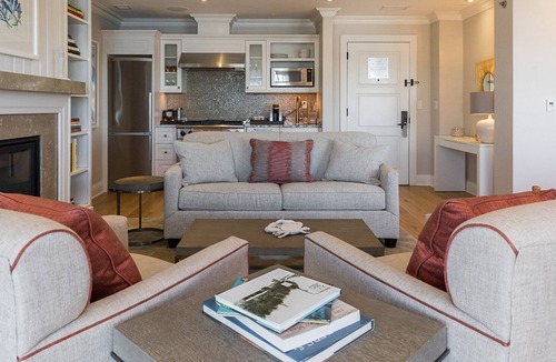 Stone Harbor Hotel | The Reeds at Shelter Haven