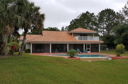Groveland House | The Retreat at Swiss! Ski, Golf, Swim, Relax!