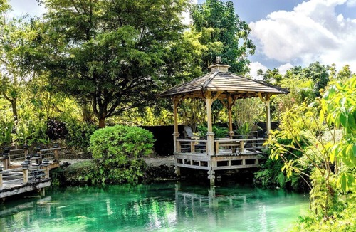 Homestead House | The Romantic Bird House | A Storybook Garden Retreat