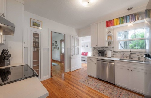 Old Seminole Heights House | The Stella Maris - Bocce Ball|Courtyard|Bungalow
