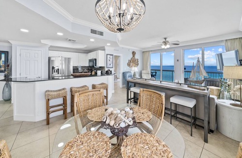 Panama City Beach Condo | The Sunset at Calypso | West-End Corner Beachfront Residence-Steps to Pier Park