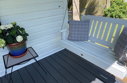 Apalachicola House | The Tarpon Cottage near the bay. Relaxing getaway! Snowbirds special.