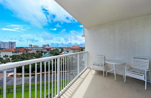 Bunkers Cove Apartment | The Terrace @ Pelican Beach 402 - 1359837