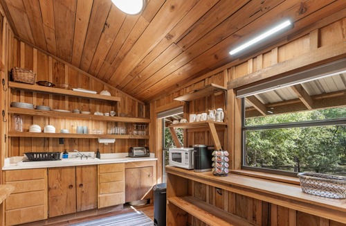 Ponce De Leon Cabin | The Treehouse: Peaceful Cabin Close to PCB and 30A