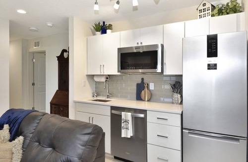 Painters Hill House | The White House On Flagler Beach - All 8 Bedroom Home