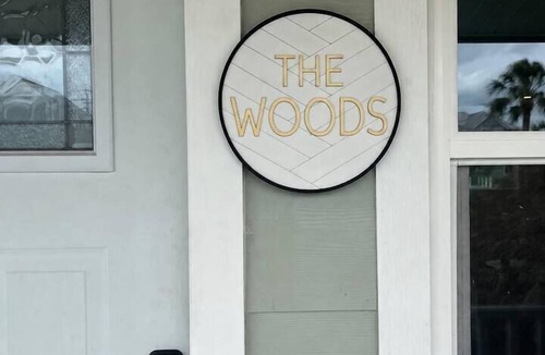 Mid Island Apartment | The Woods at Coconut Cove