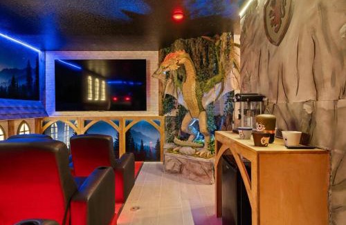 Kissimmee House | Themed 15BR Mansion - Near Parks