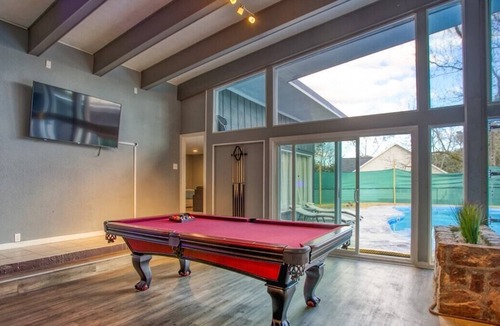 Barnesville House | This house is a 5 bedroom(s), 2.5 bathrooms, located in Barnesville, GA.