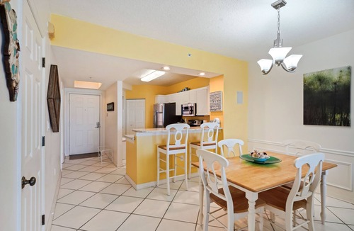 North Redington Beach Condo | Tides 6-563 Monthly Getaway to Paradise