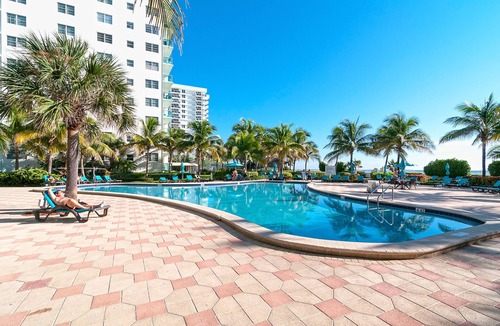 Hollywood South Central Beach Condo | TIDES on Hollywood - Ocean Front Condo