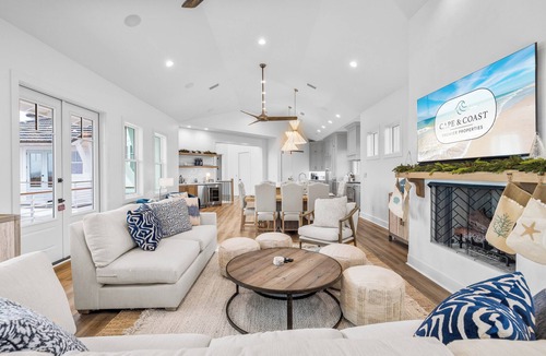 Bay County House | Time & Tide: 4th of July week now available as a Friday or Saturday check in!