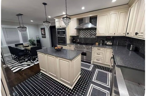 South Valley Stream House | Timeless Luxury Elegant Escape
