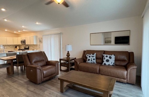 Candler House | Timothy’s Lanai Oasis at WellPoint – Corner Villa
