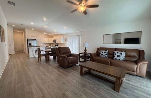 Candler House | Timothy’s Lanai Oasis at WellPoint – Corner Villa