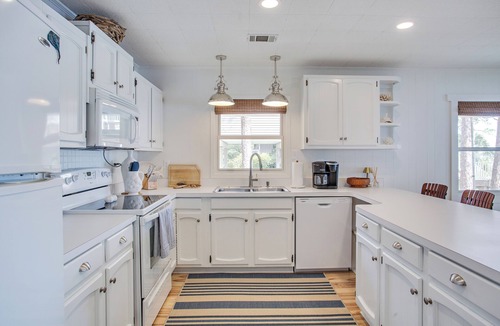 Panacea House | Tiny Tides Waterfront Cottage