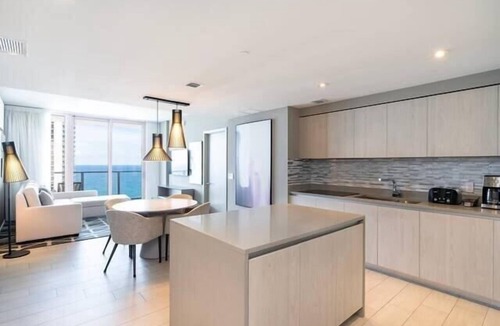 Hollywood South Central Beach Condo | Top Oceanview 2BR Condo at Hyde House-CS47
