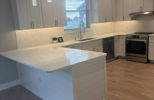 Lakeland House | Totally renovated 3BR, 2.5 Bath House w/all new furniture 30 minutes from Disney