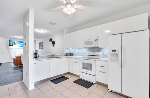 Sabal Harbour House | Townhouse Heated Pool Lake view Beach Stuff 3 beds