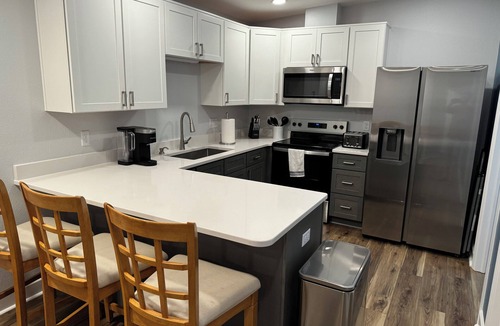 Tallahassee House | Tranquil 2-bedroom house in beautiful Tallahassee - completely remodeled with AC