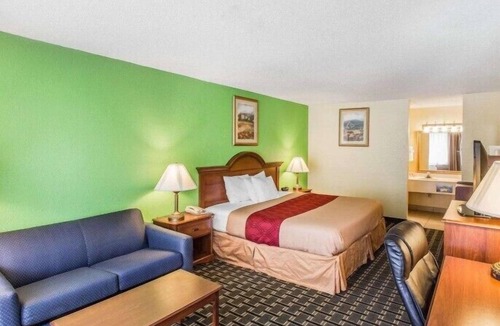 Douglas Hotel | Travelers Inn Douglas By OYO US-441