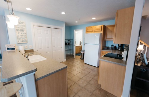 Traverse City Condo | Traverse City condo Near town, beaches and parks!