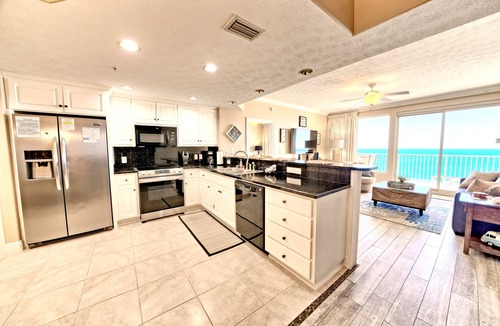 Lower Grand Lagoon Condo | Treas. Isl. 2010, Aug, Sept Avail -Great Deals - 2BR Beach Condo, Sleeps 6