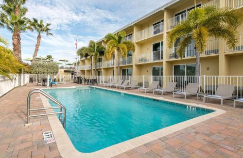Treasure Island Hotel | Treasure Island Hotel and Marina