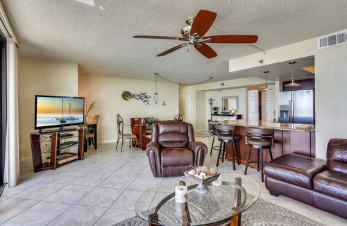 Madeira Beach Condo | Trillium 1A South Corner|Amazing Remodel|Stunning View from balcony!