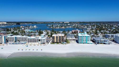 Madeira Beach House | Trillium 2A - Premier