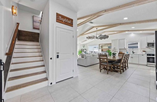 Anna Maria House | Tripletail | Beachfront | Pool & Spa | 4 King Beds