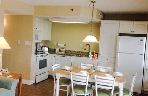 Daytona Beach Resort | Tropic Shores - Spacious 1 Bedroom