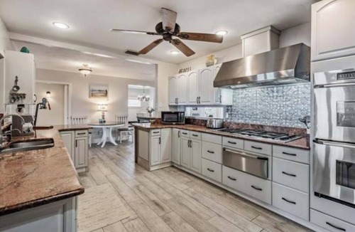 Crystal Beach House | Tropical Gulf Front 4,200 sq ft home. 4 bdrms, heated pool & hot tub.